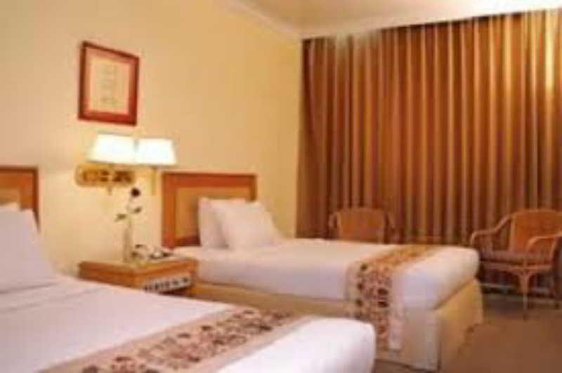 Weta International Hotel Surabaja Zewnętrze zdjęcie