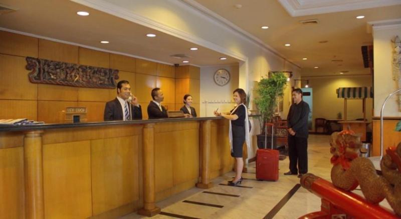 Weta International Hotel Surabaja Zewnętrze zdjęcie